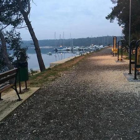 Sansa Apartman Banjole