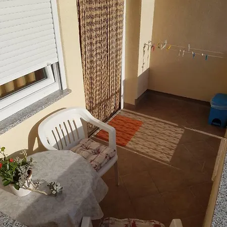 Apartman Sansa *