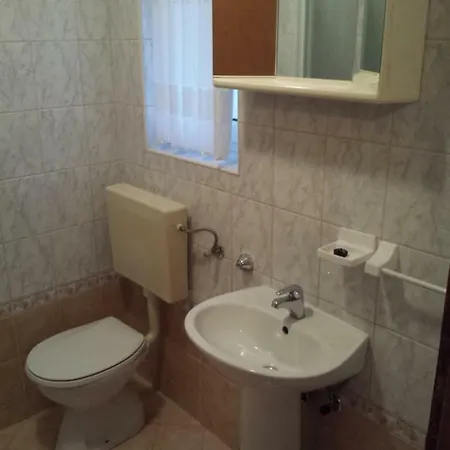 Apartman Sansa *